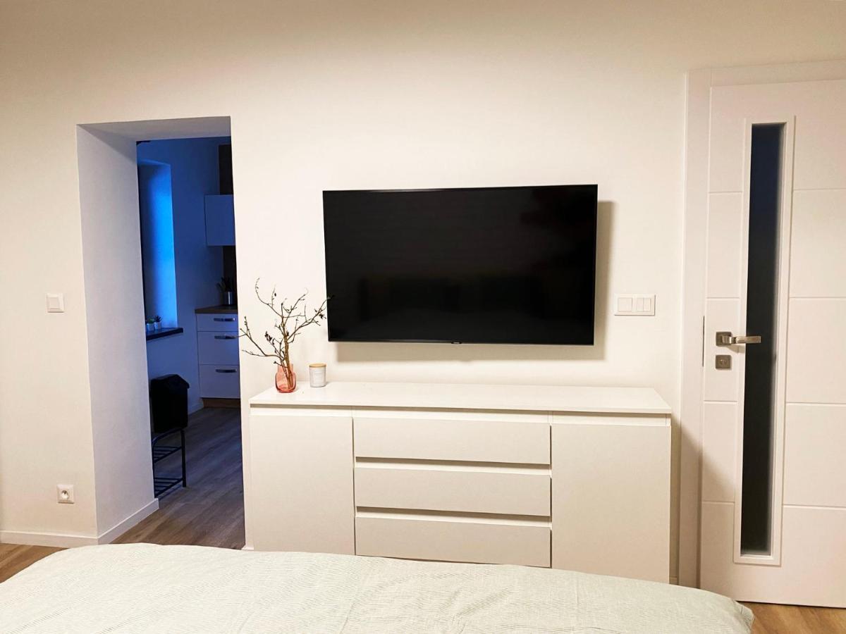 Apartmany Elli Mýto pod Ďumbierom Exterior foto